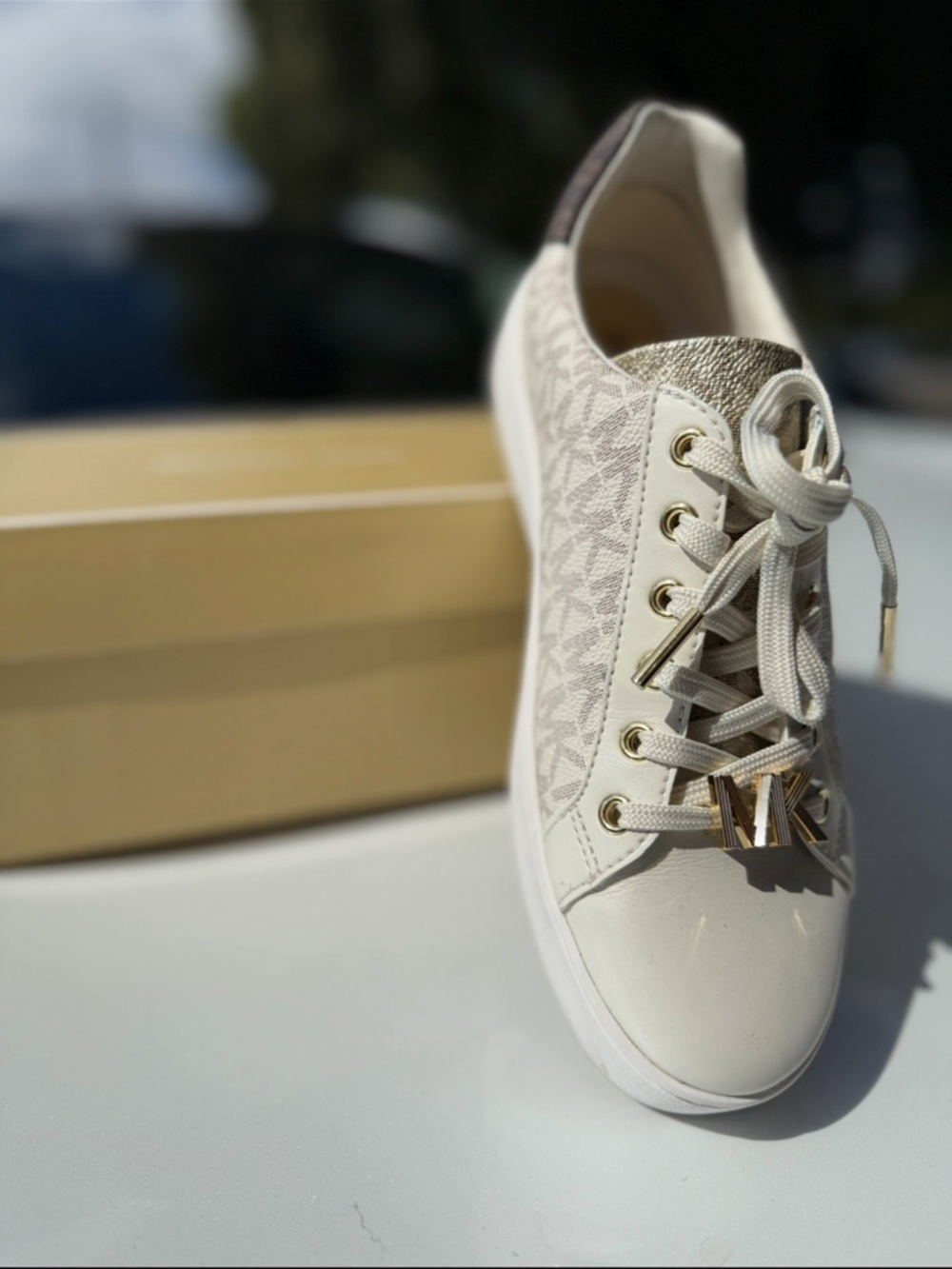 KORS Michael Kors Cream and Gold Signature Low-Top Sneakers